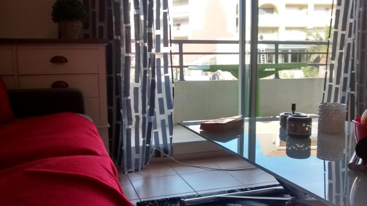 Ferienwohnung Victoria Calvi  Zimmer foto