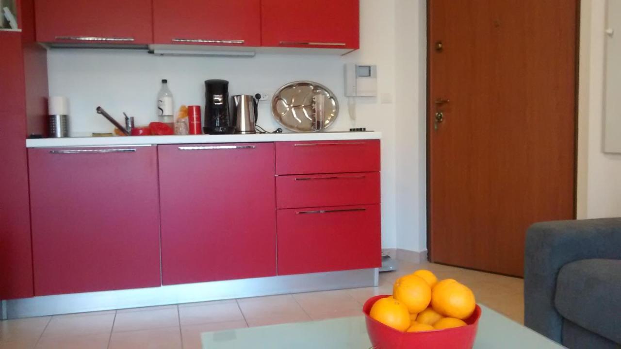 Ferienwohnung Victoria Calvi  Zimmer foto